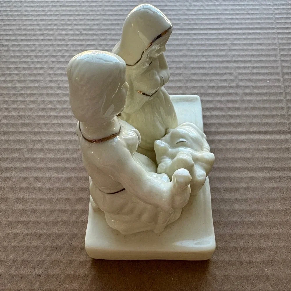 Cream Nativity Scene Religious Figurine Baby Jesus Mary Joseph Gold Trim Vintage